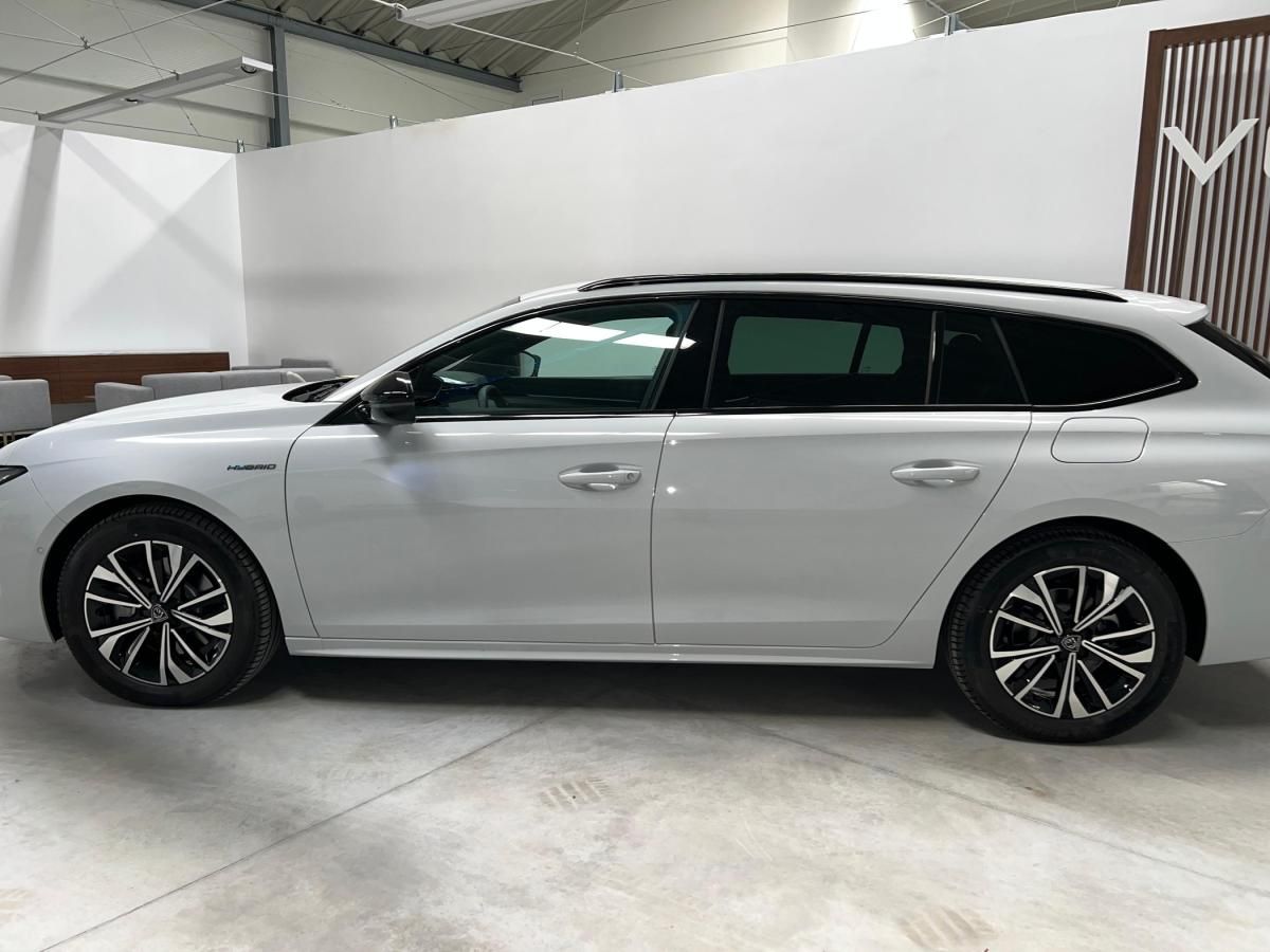 peugeot-508-2023-hibrido-a-gasolina-1598cc