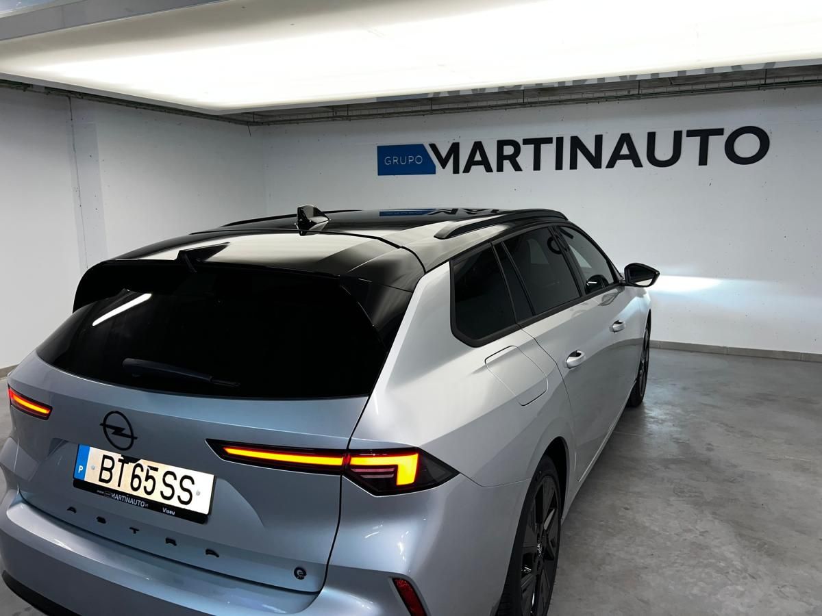 opel-astra-2025-eletrico-115cc