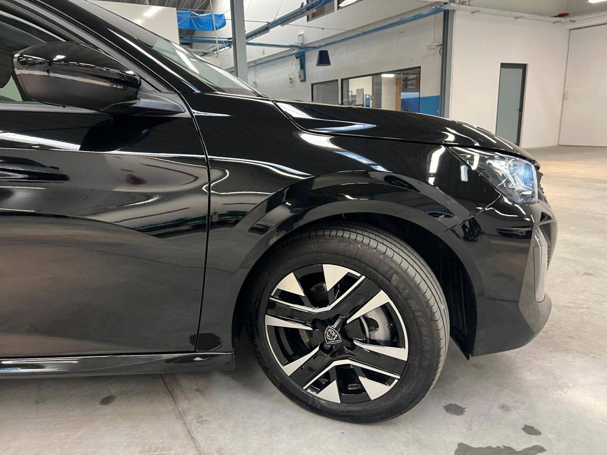 peugeot-208-2025-gasolina-1199cc