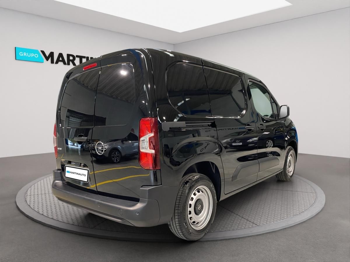 opel-combo-2025-diesel-1499cc