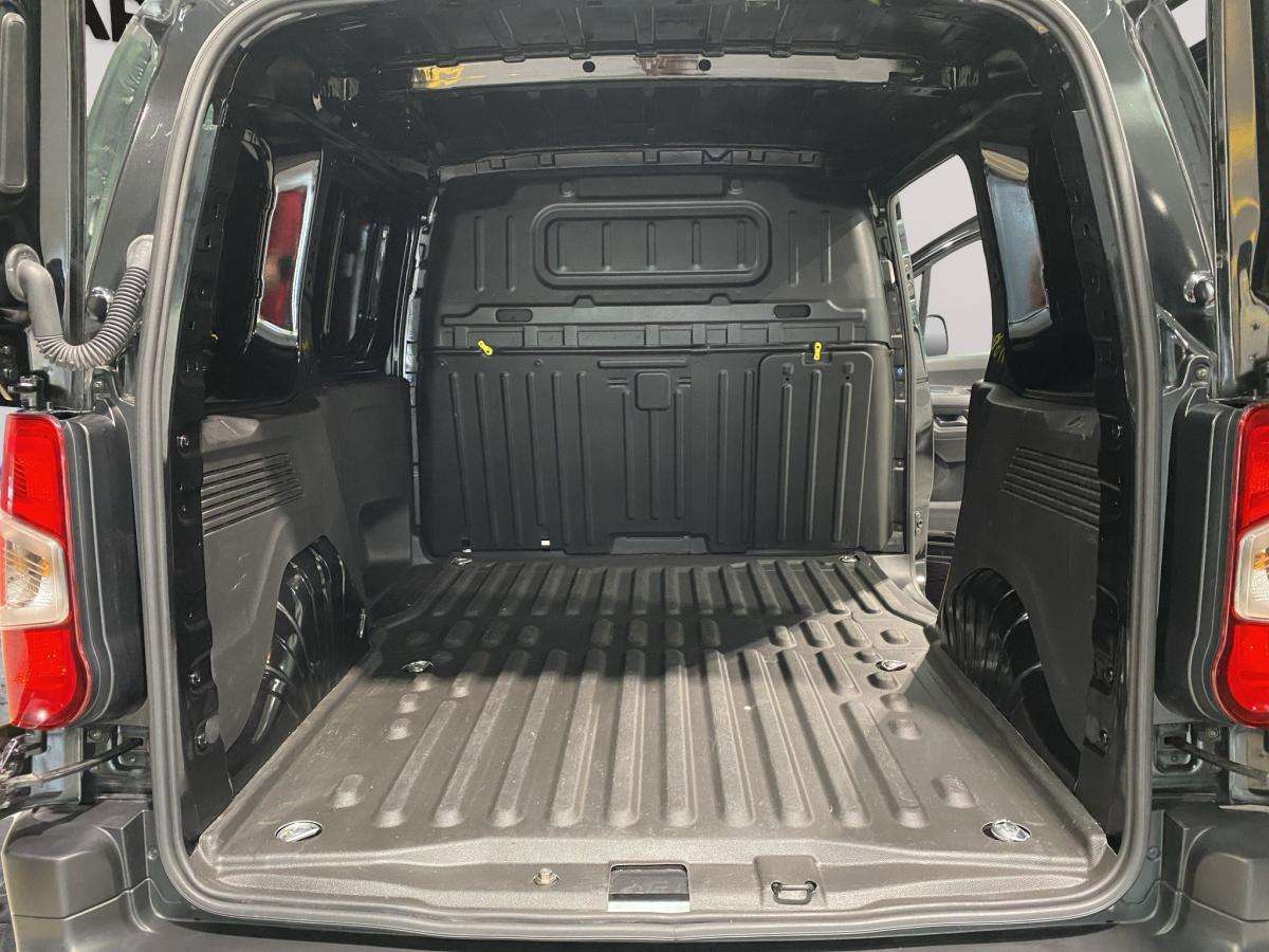 opel-combo-2025-diesel-1499cc