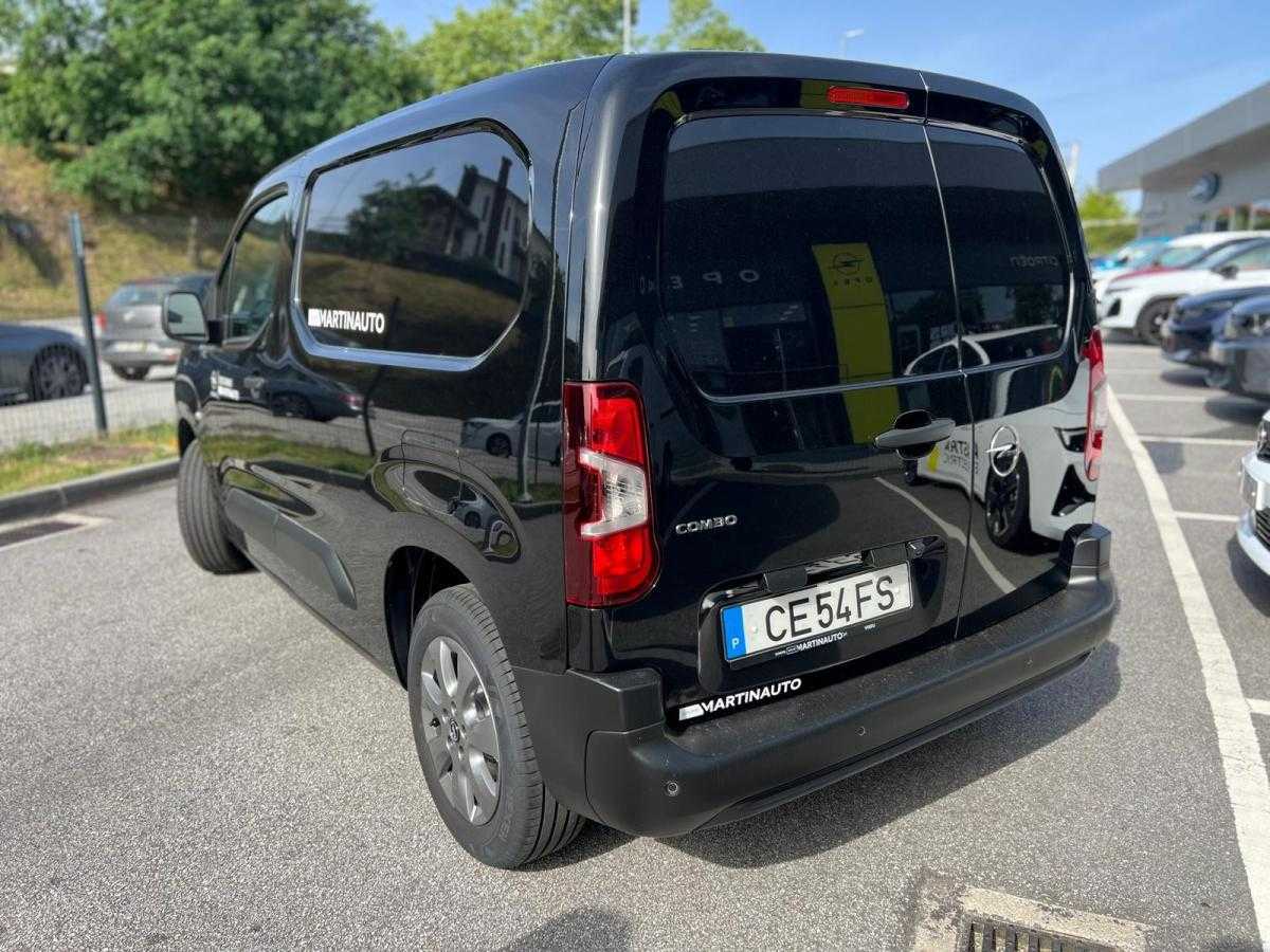 opel-combo-2026-diesel-1499cc