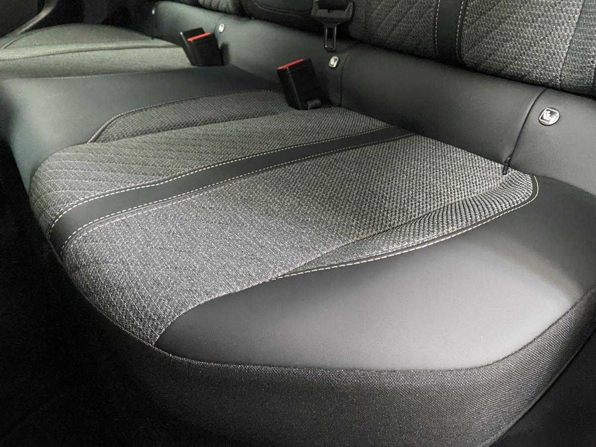 peugeot-208-2025-eletrico-500cc