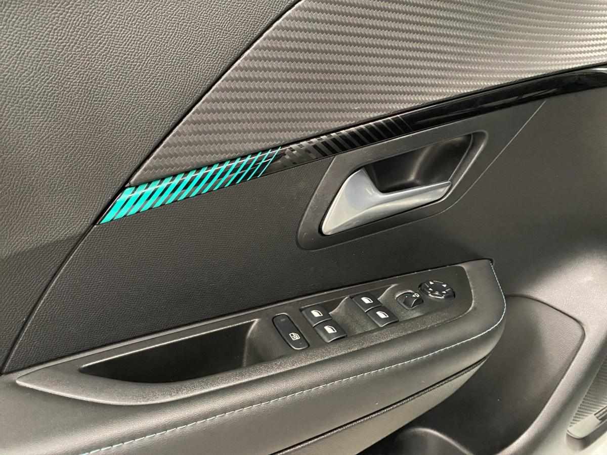 peugeot-208-2021-eletrico-500cc