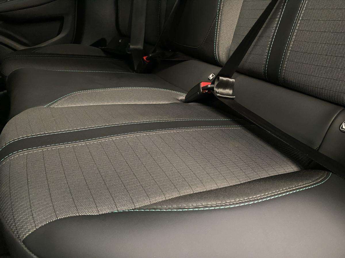 peugeot-208-2021-eletrico-500cc