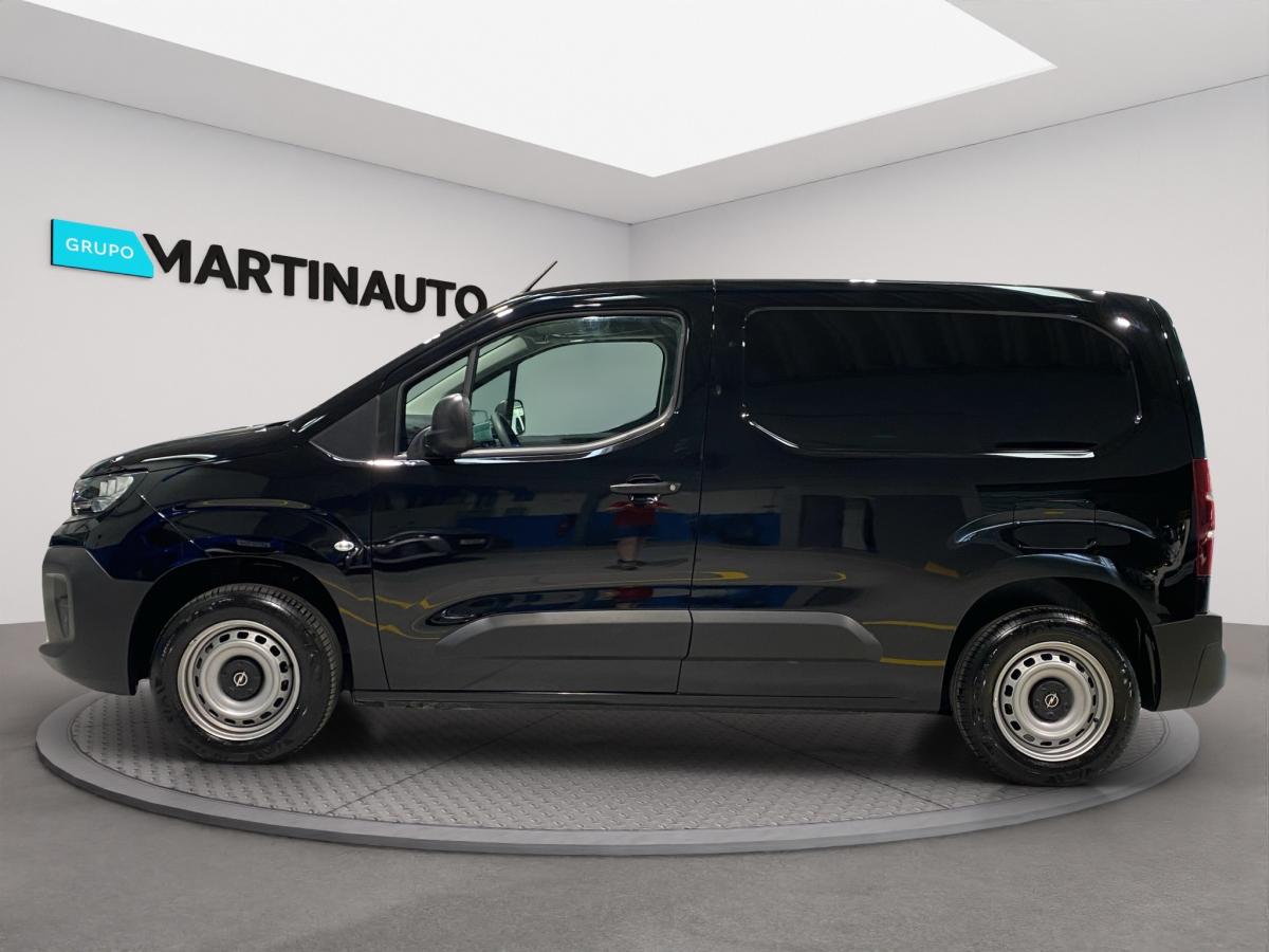 opel-combo-2025-diesel-1499cc