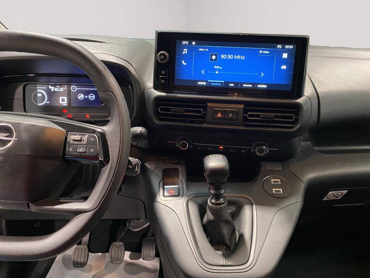 opel-combo-2025-diesel-1499cc