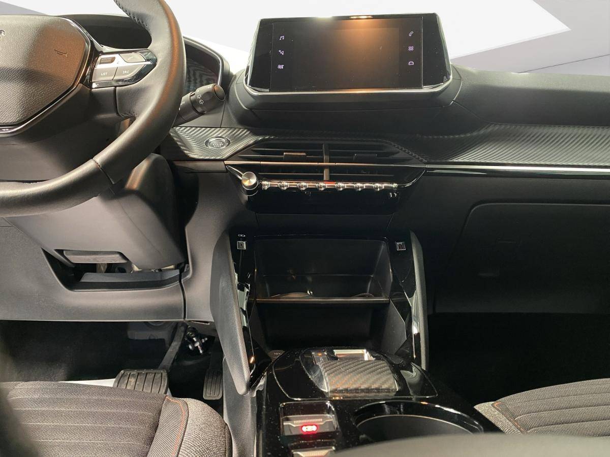 peugeot-2008-2023-eletrico-500cc