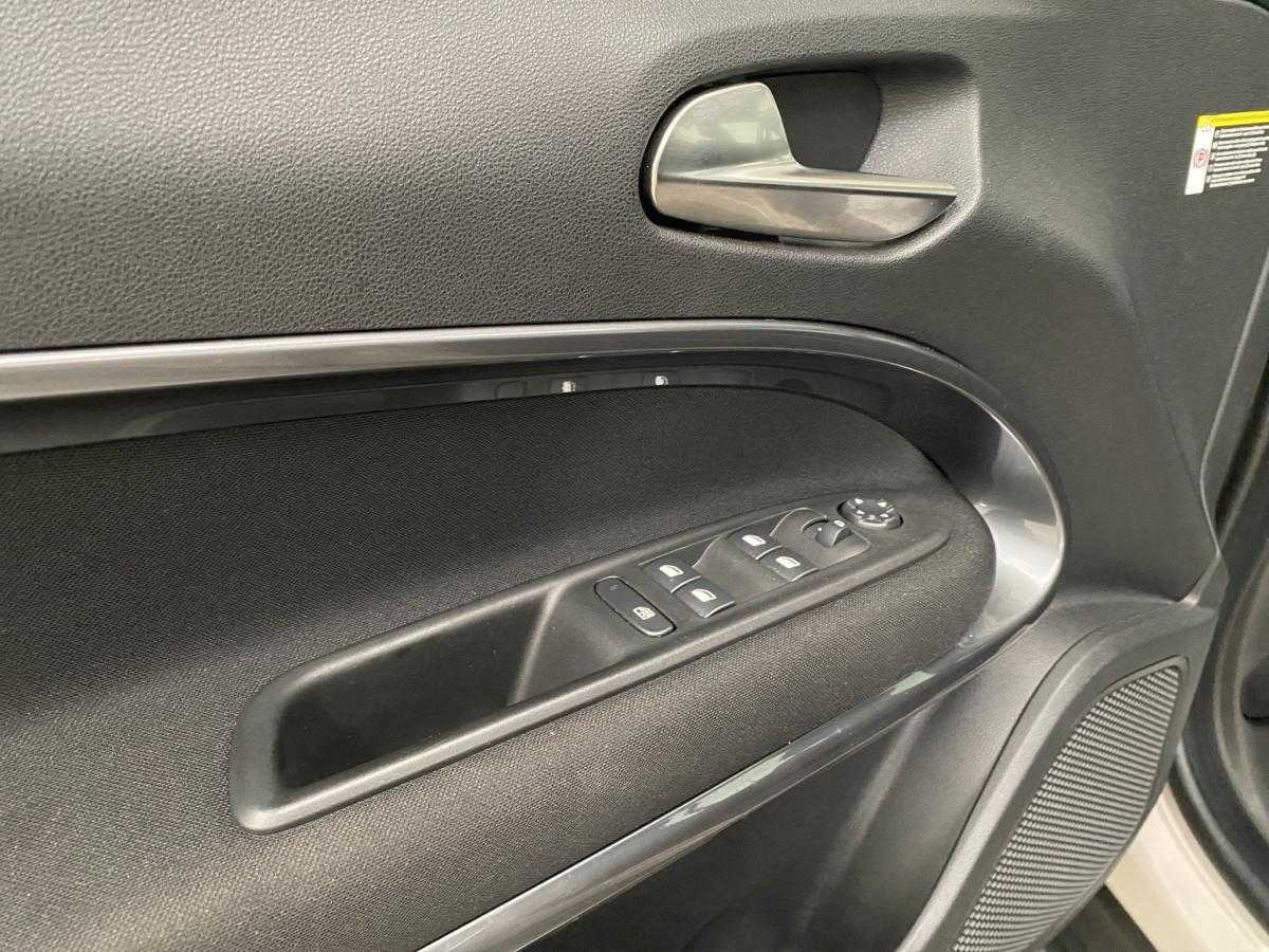 fiat-600-2025-gasolina-1199cc