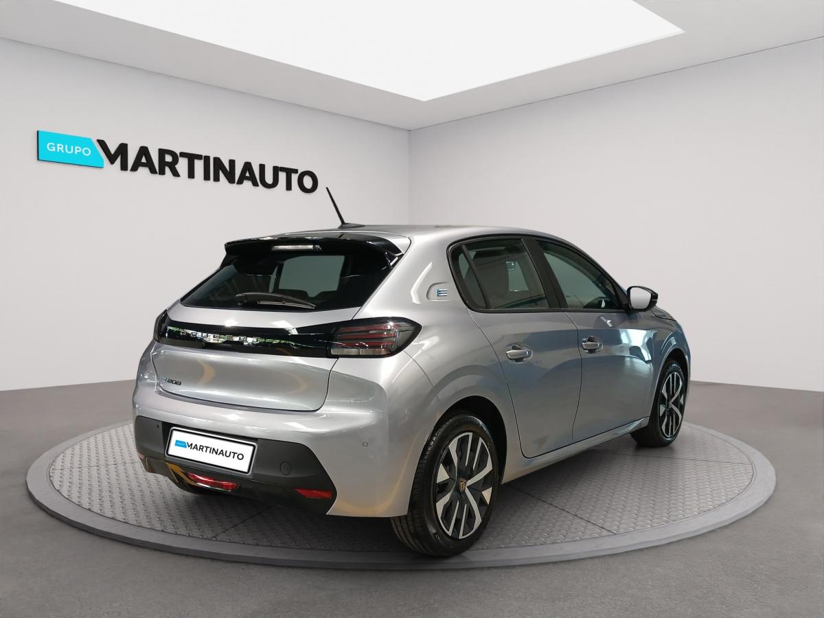 peugeot-208-2024-eletrico-500cc