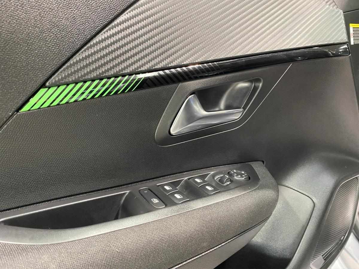 peugeot-208-2024-eletrico-500cc