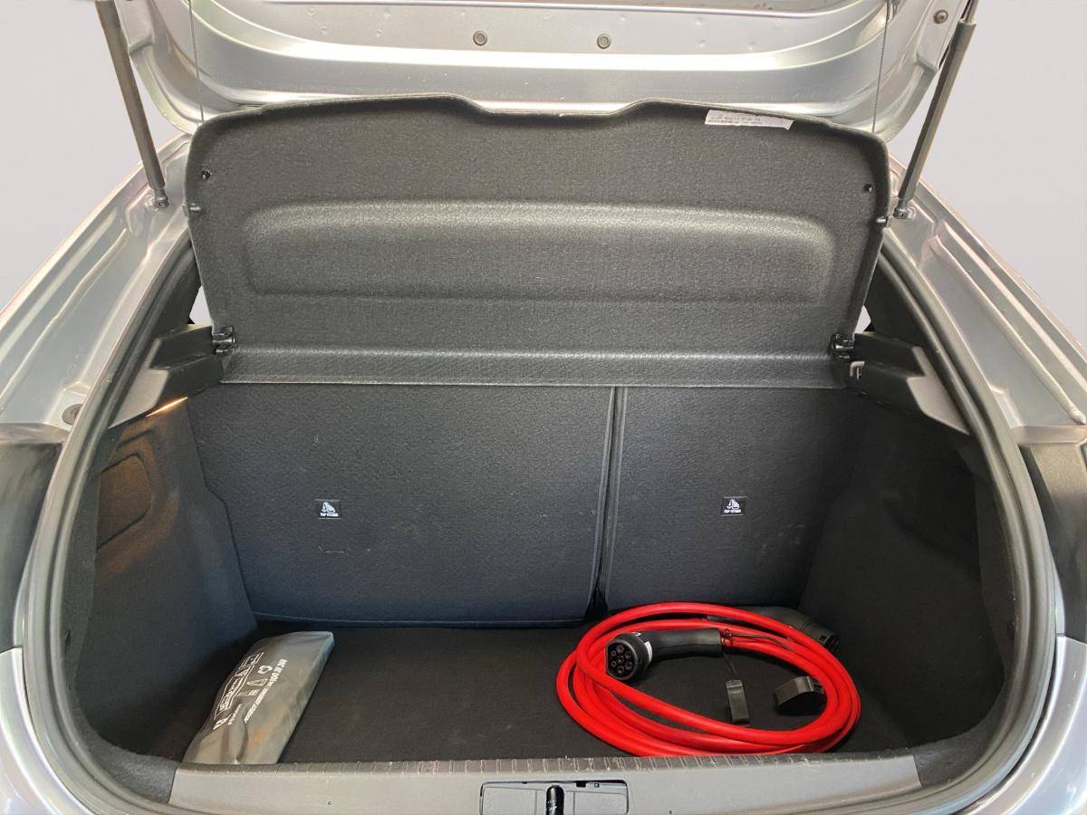 peugeot-208-2024-eletrico-500cc