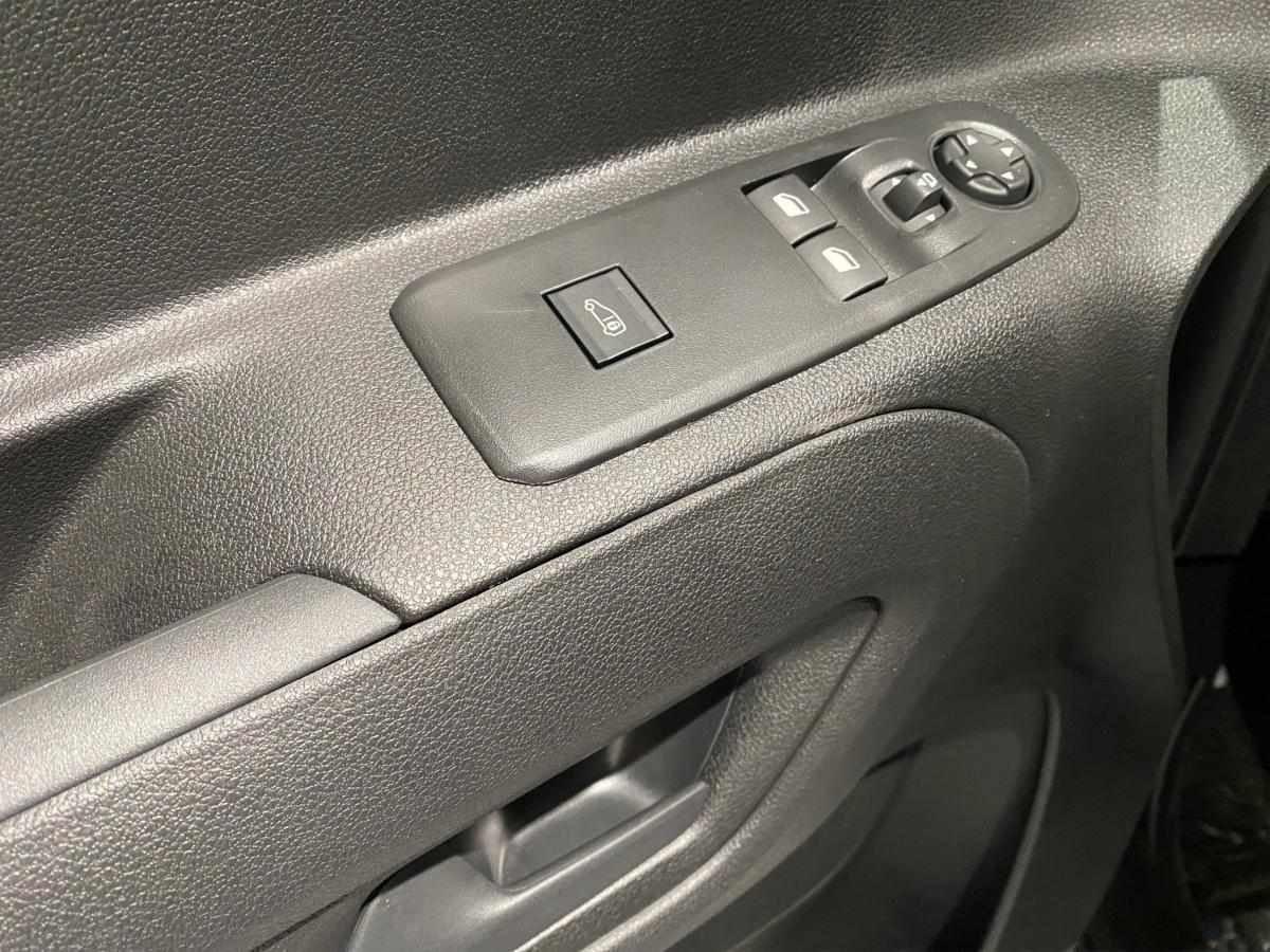 citroen-berlingo-2026-diesel-1499cc