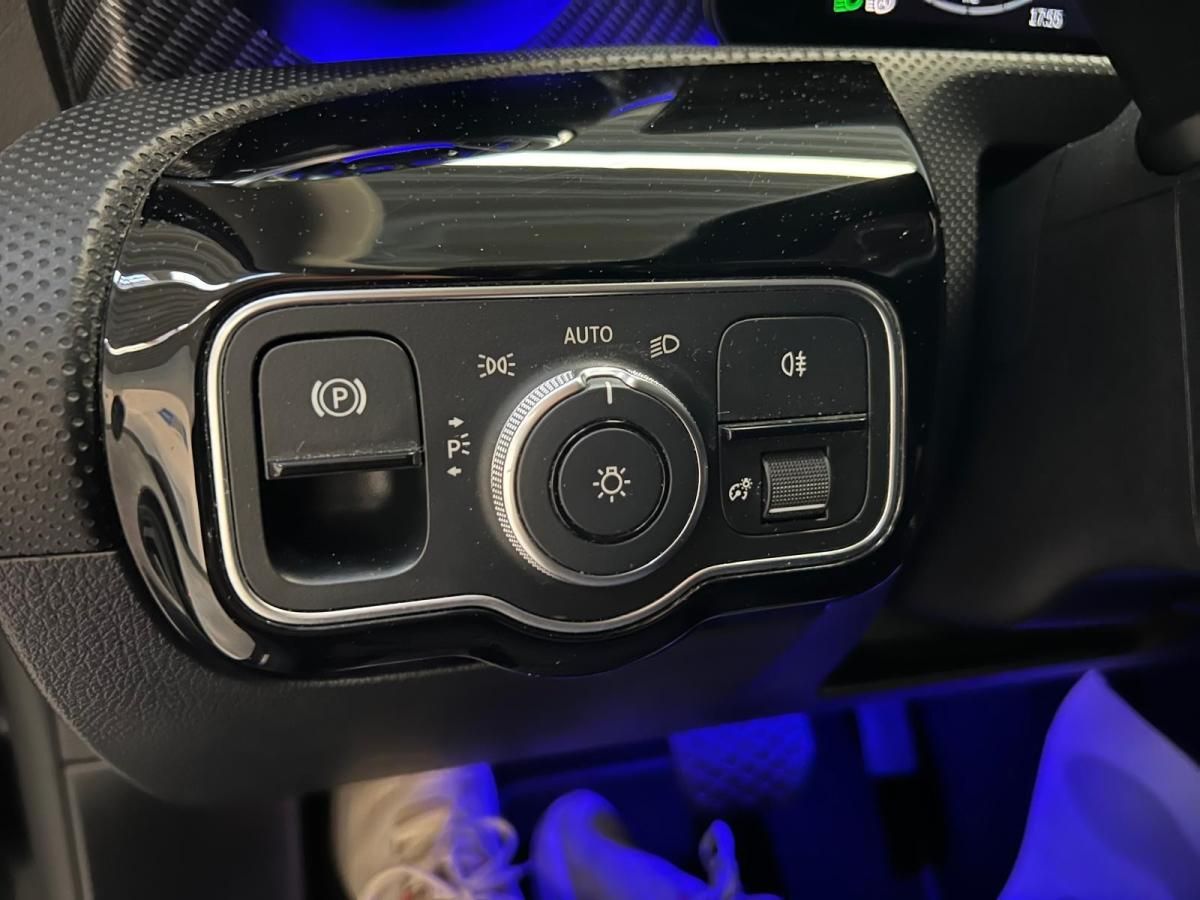 mercedes-benz-classe-a-2023-gasolina-1332cc