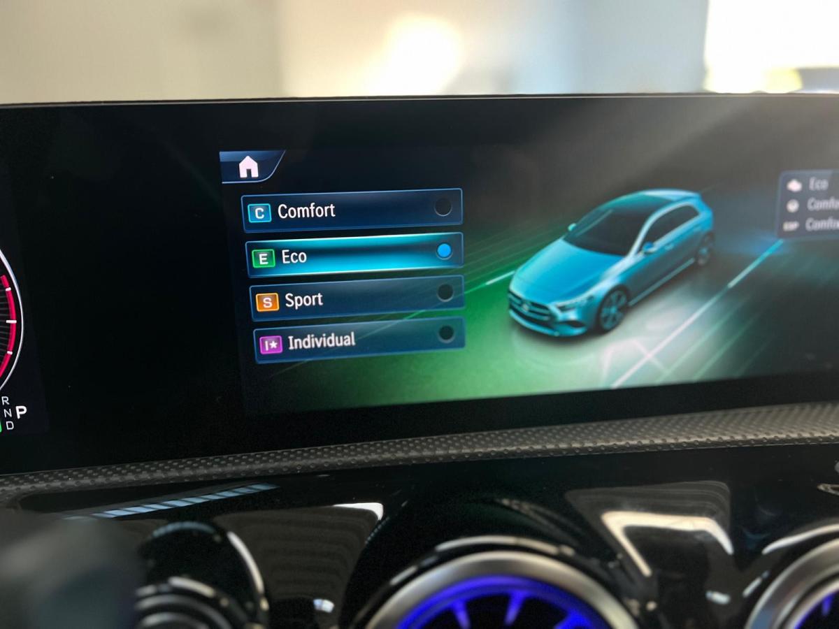 mercedes-benz-classe-a-2023-gasolina-1332cc