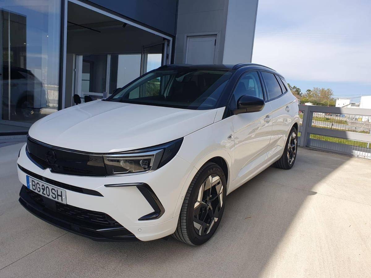 opel-grandland-2024-hibrido-a-gasolina-1598cc