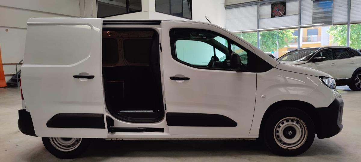 opel-combo-2025-diesel-1499cc