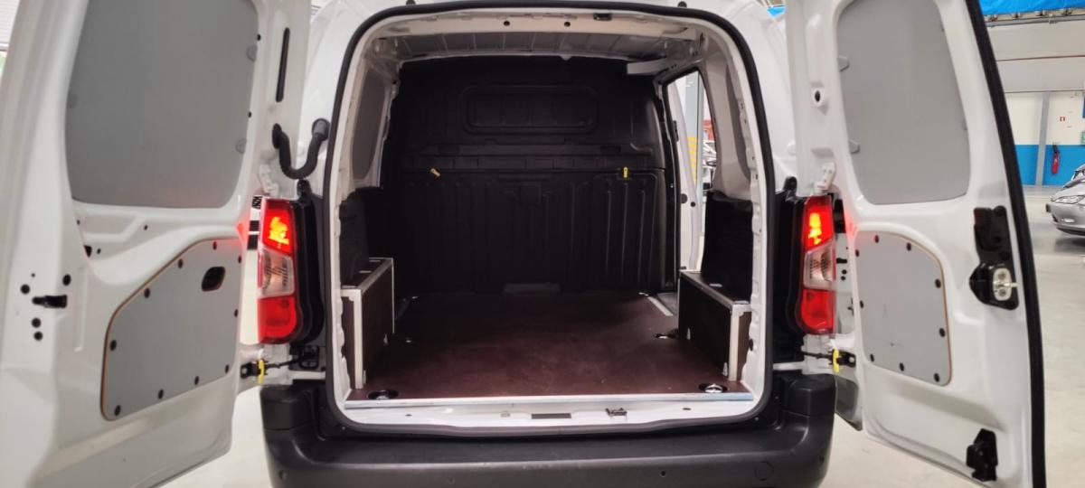 opel-combo-2025-diesel-1499cc