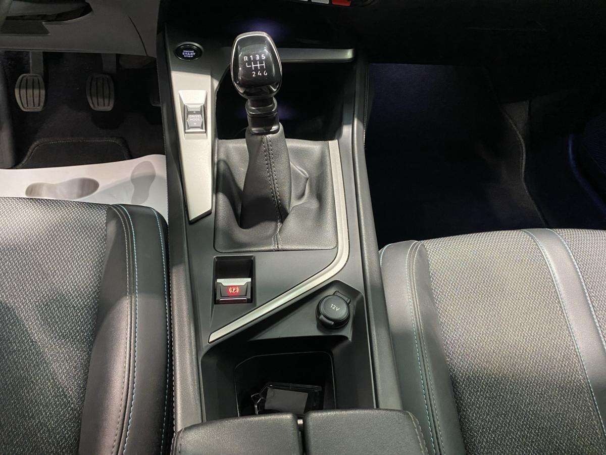 peugeot-308-2024-gasolina-1199cc