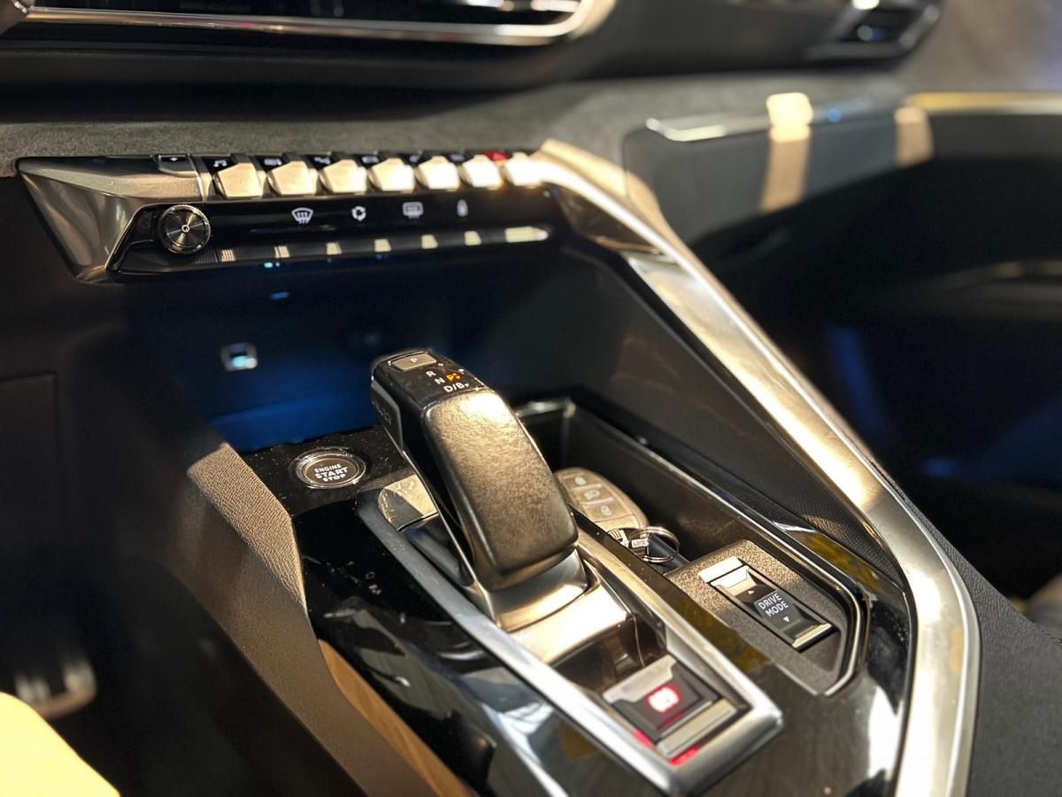 peugeot-3008-2022-hibrido-a-gasolina-1598cc