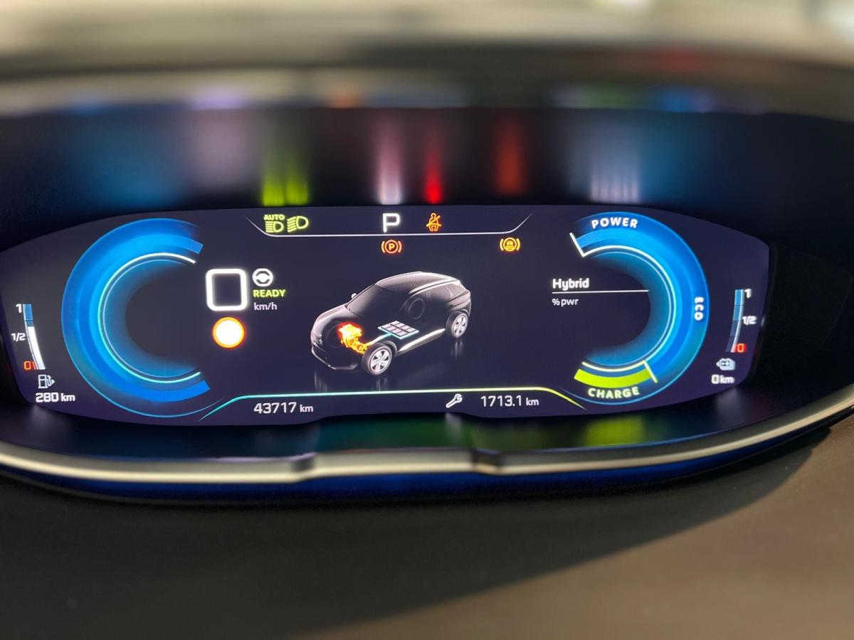 peugeot-3008-2022-hibrido-a-gasolina-1598cc