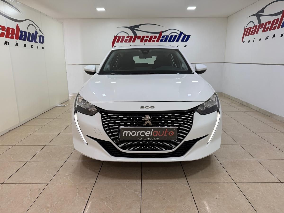 peugeot-208-2022-eletrico-500cc