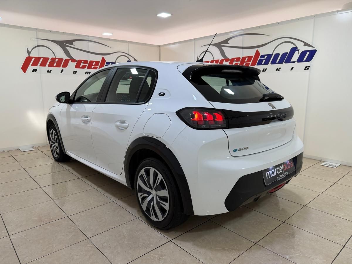 peugeot-208-2022-eletrico-500cc