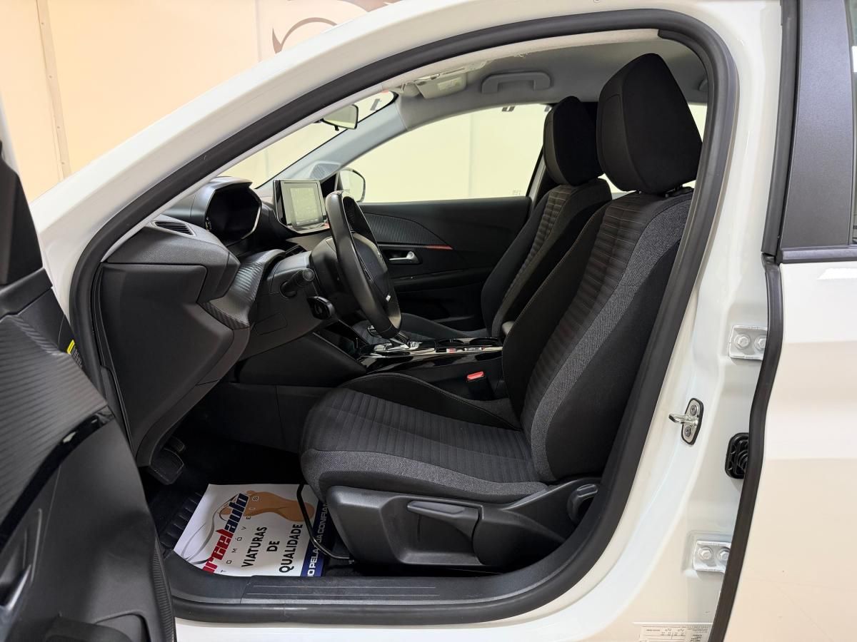 peugeot-208-2022-eletrico-500cc
