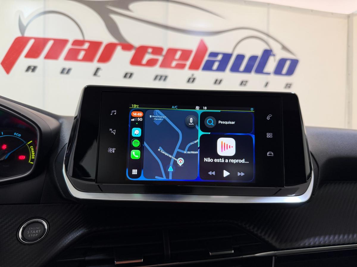peugeot-208-2022-eletrico-500cc