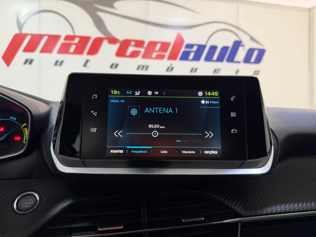 peugeot-208-2022-eletrico-500cc