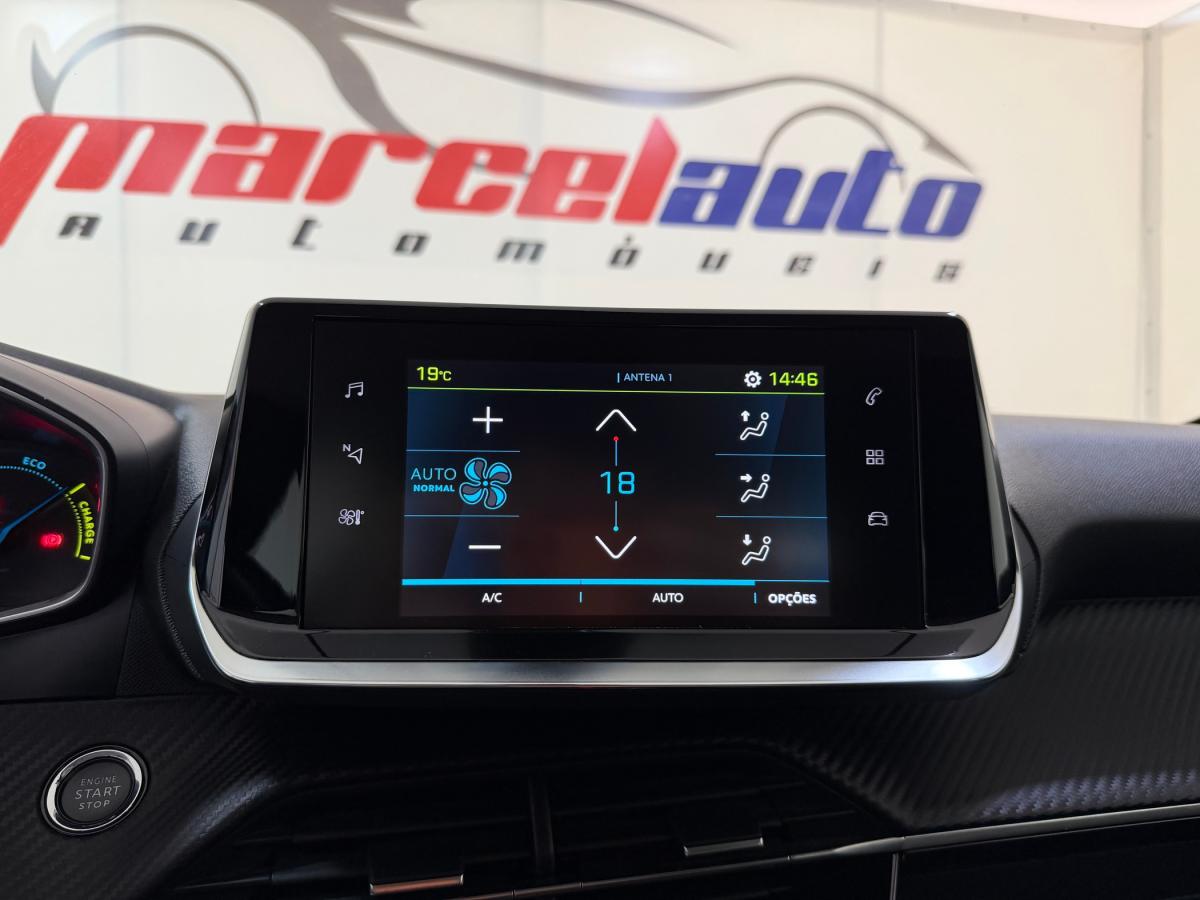 peugeot-208-2022-eletrico-500cc