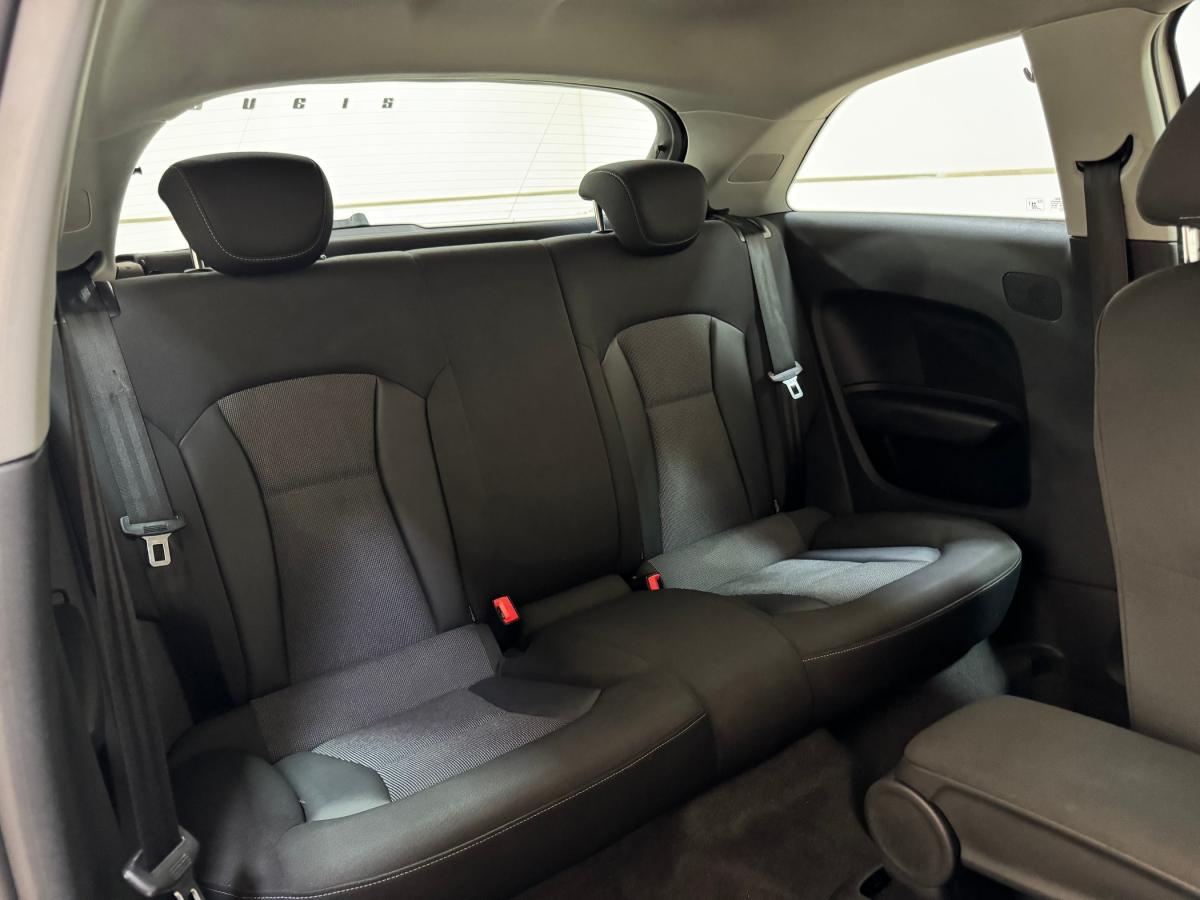 audi-a1-2010-diesel-1598cc