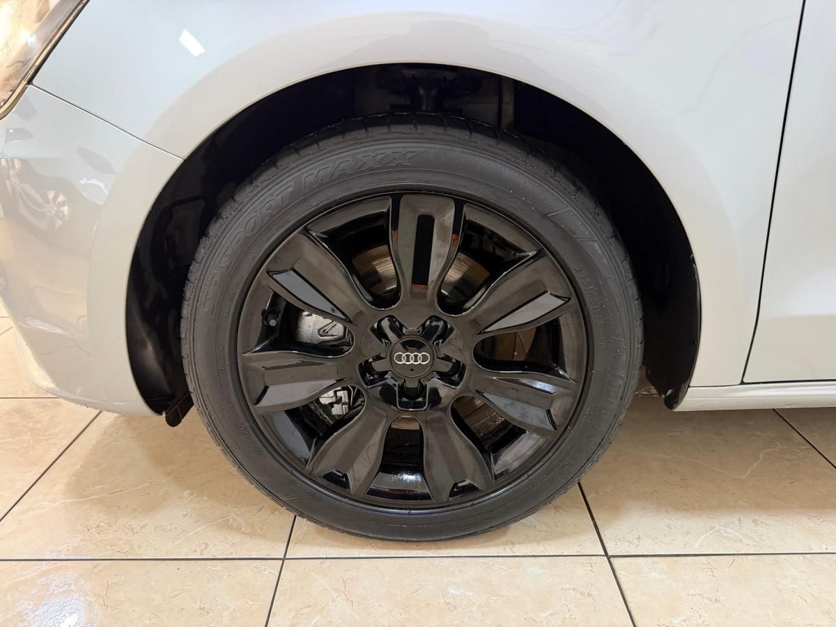 audi-a1-2010-diesel-1598cc