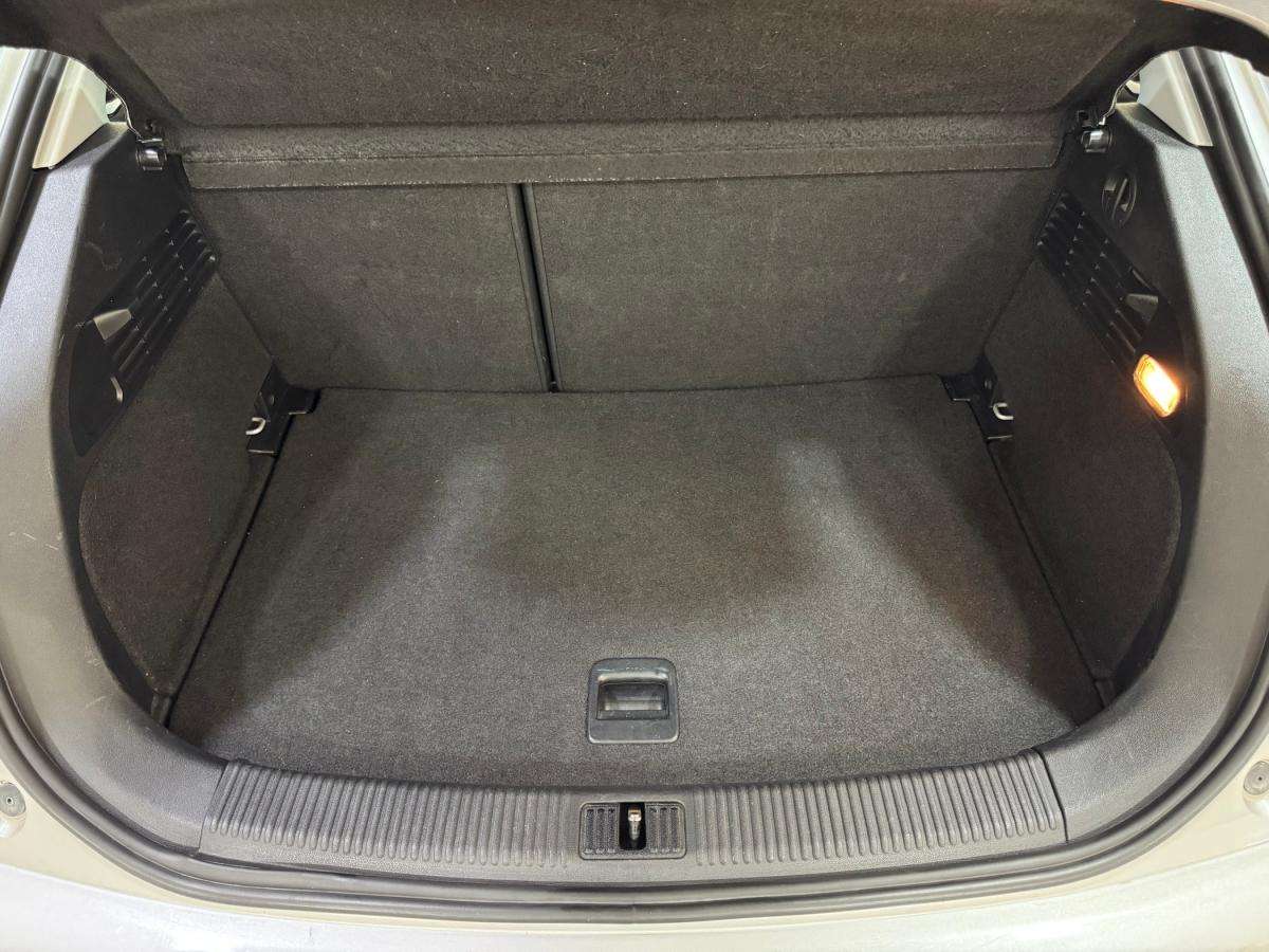 audi-a1-2010-diesel-1598cc