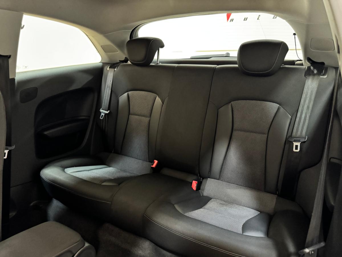 audi-a1-2010-diesel-1598cc