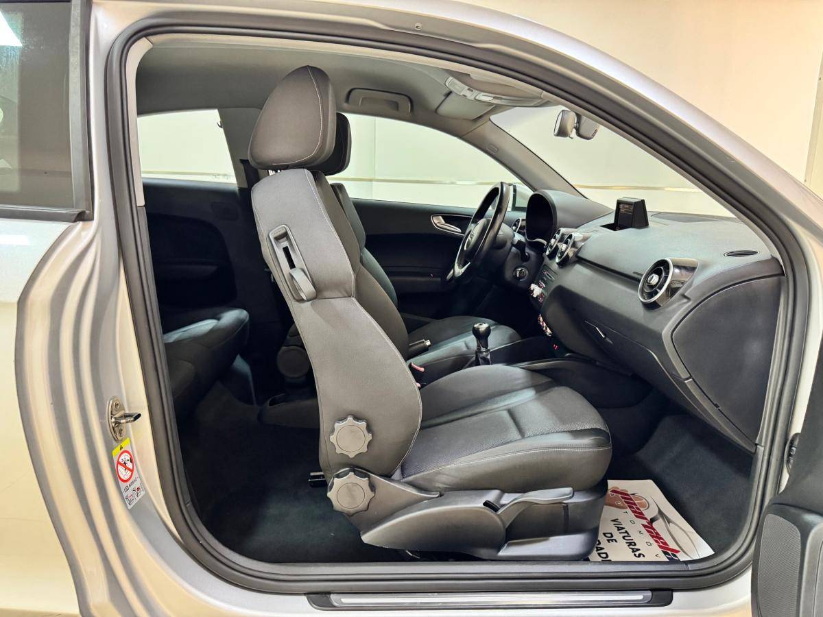audi-a1-2010-diesel-1598cc