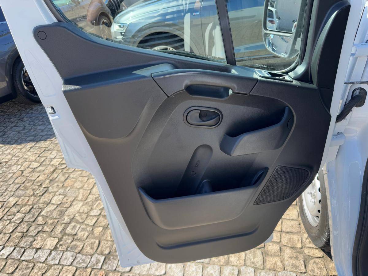 renault-master-2022-diesel-2299cc