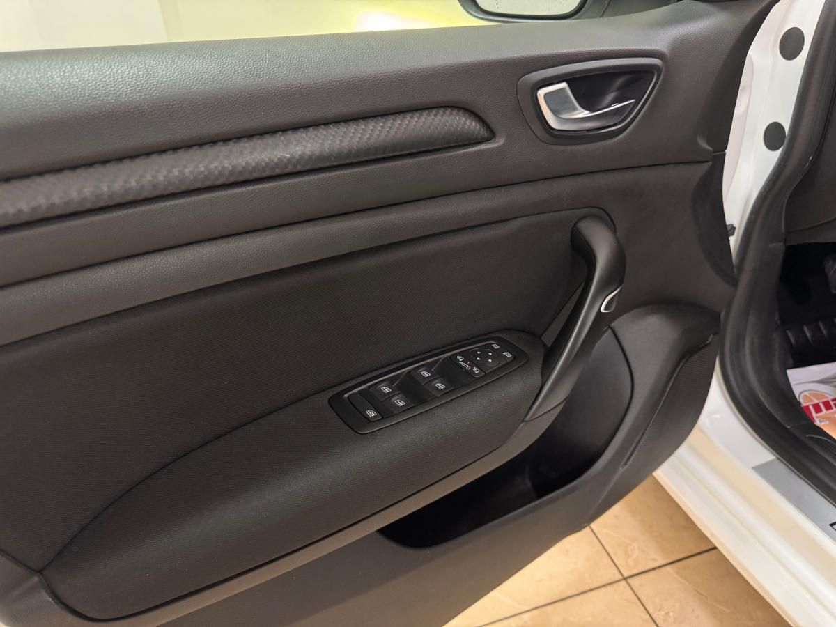 renault-megane-sport-tourer-2020-diesel-1461cc