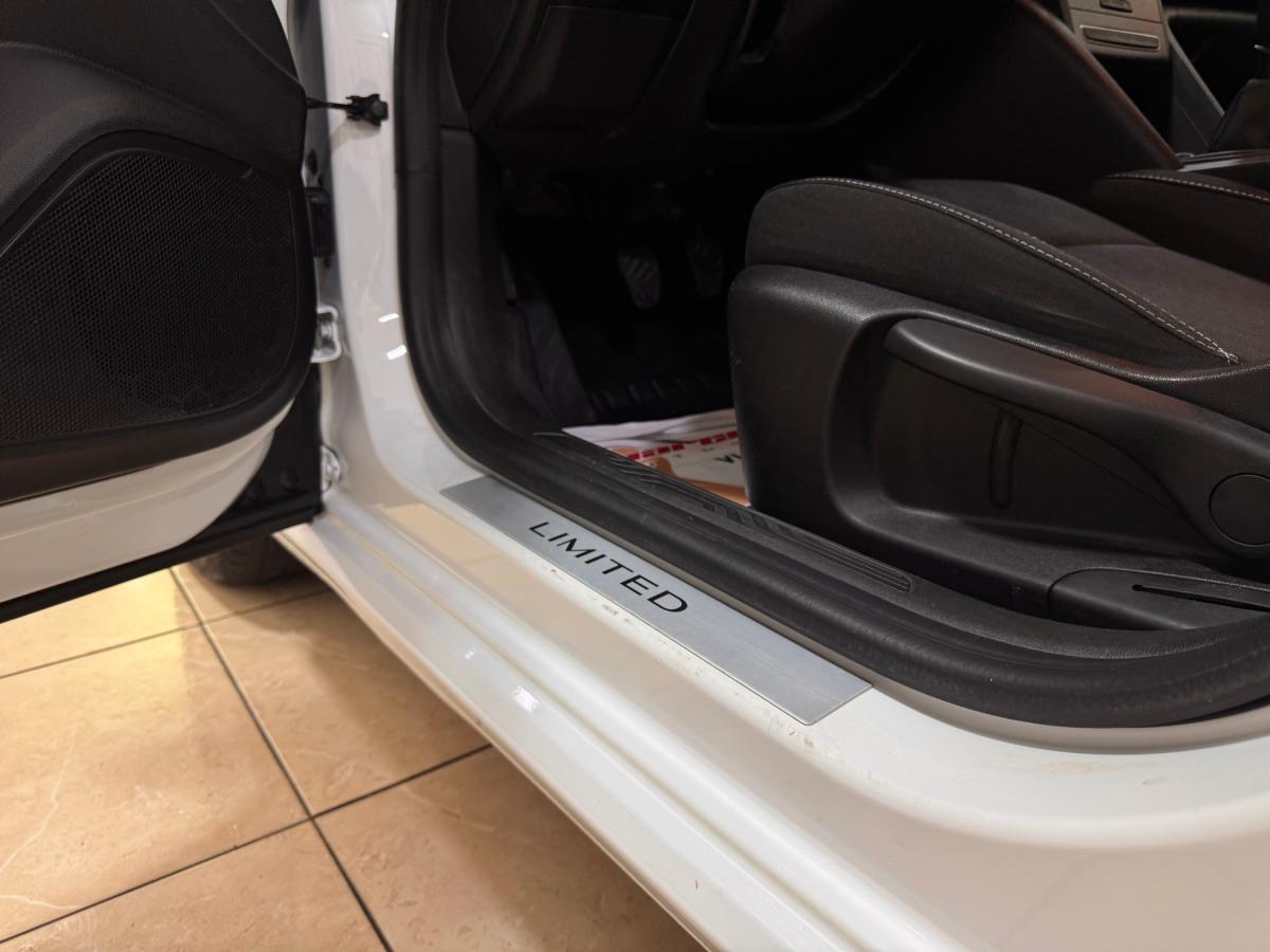renault-megane-sport-tourer-2020-diesel-1461cc