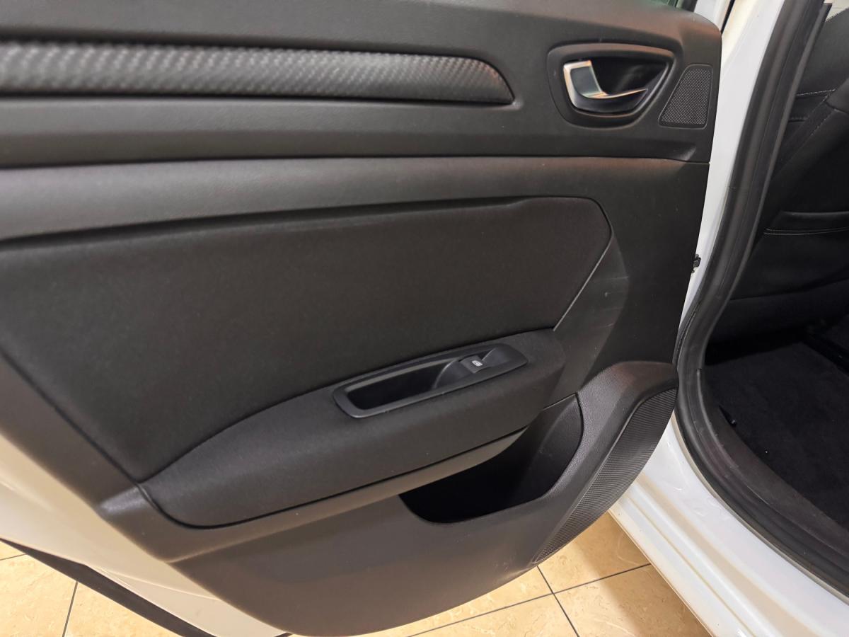 renault-megane-sport-tourer-2020-diesel-1461cc