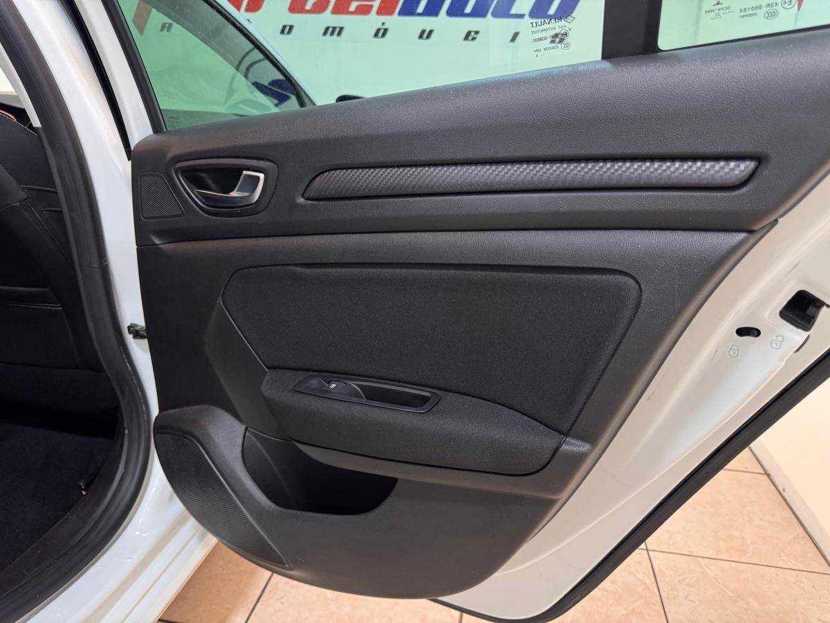 renault-megane-sport-tourer-2020-diesel-1461cc
