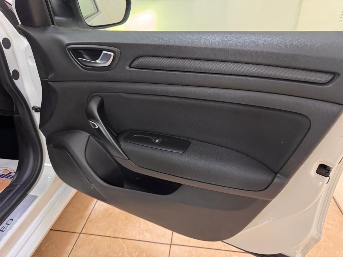 renault-megane-sport-tourer-2020-diesel-1461cc