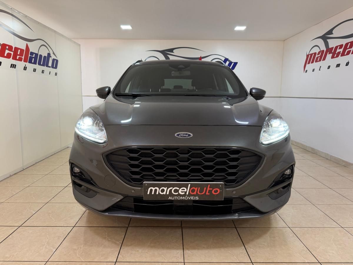 ford-kuga-2022-gasolina-1499cc