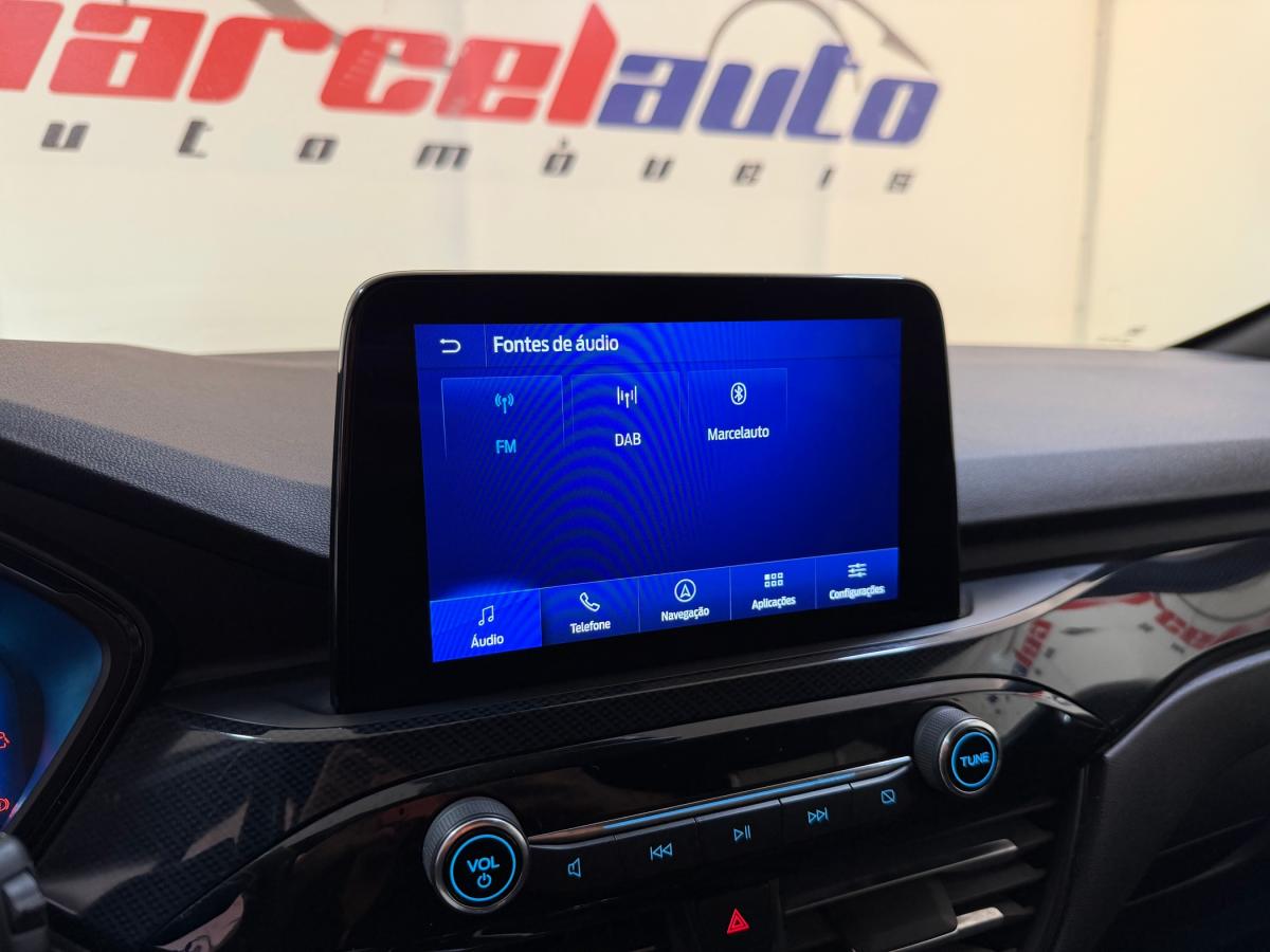 ford-kuga-2022-gasolina-1499cc