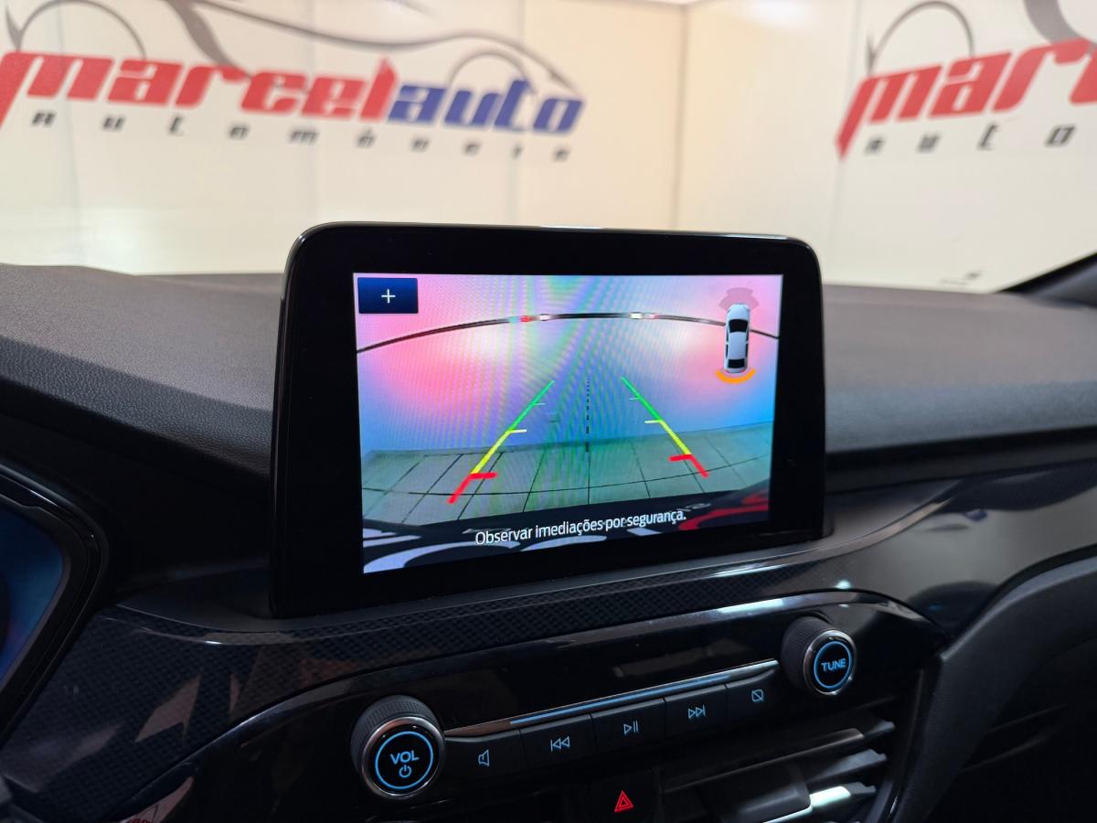 ford-kuga-2022-gasolina-1499cc