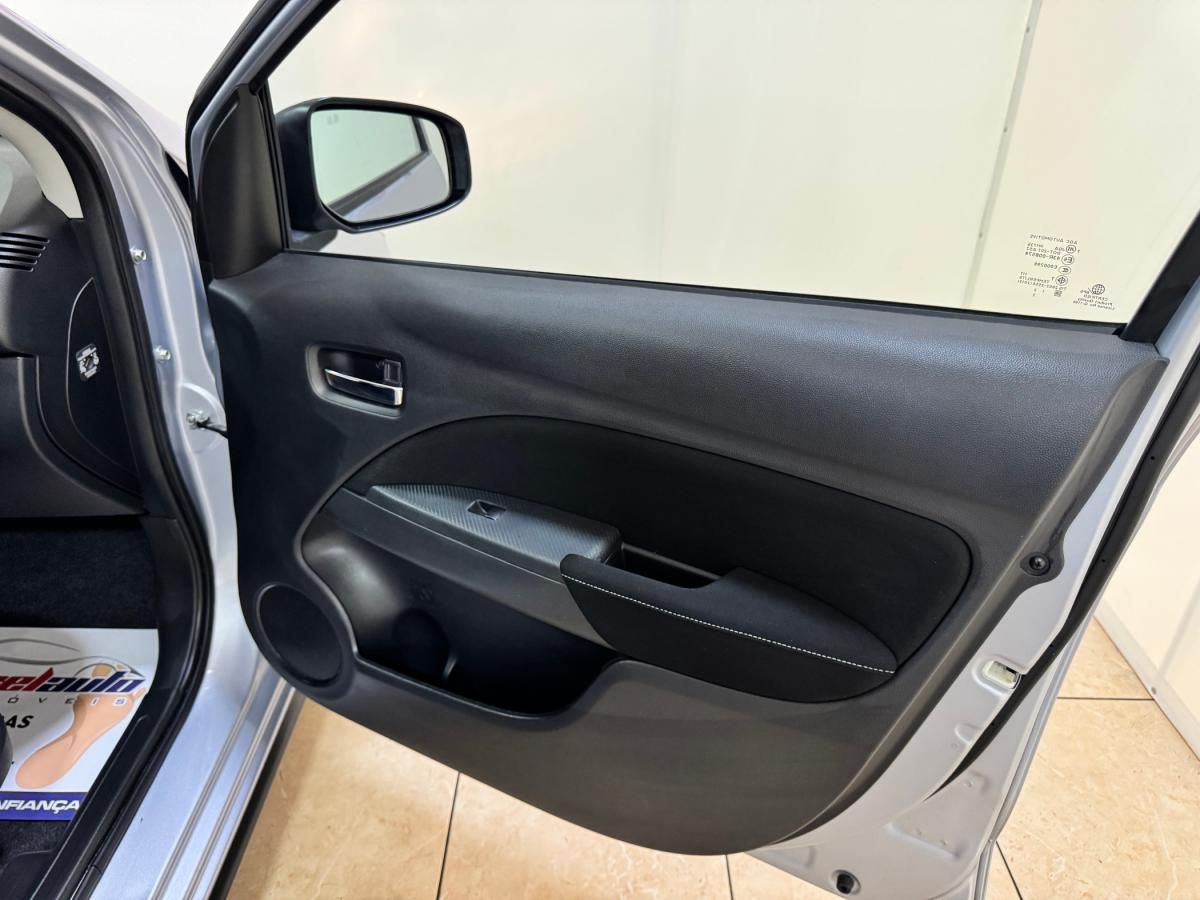 mitsubishi-space-star-2023-gasolina-1193cc