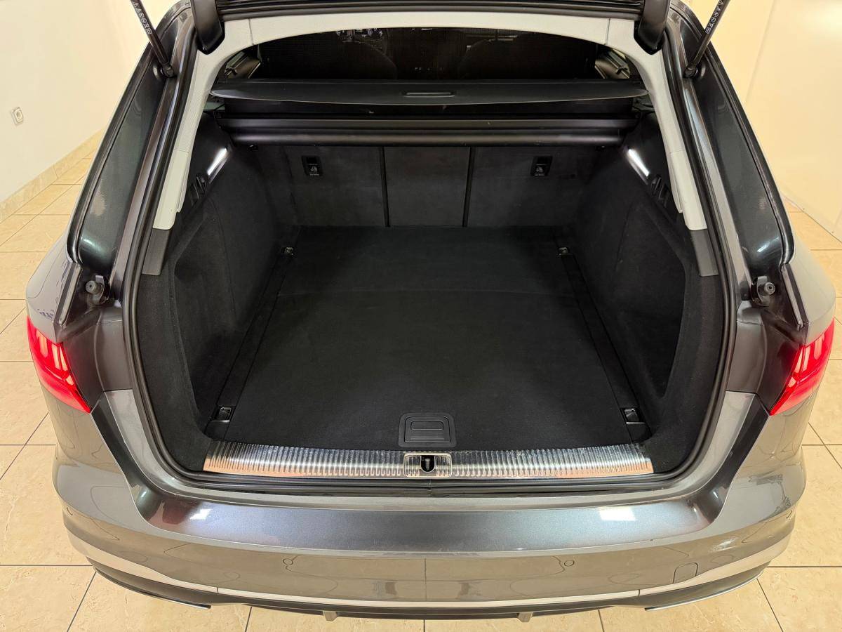 audi-a4-avant-2023-diesel-1968cc
