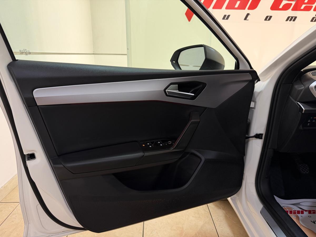seat-leon-2023-diesel-1968cc