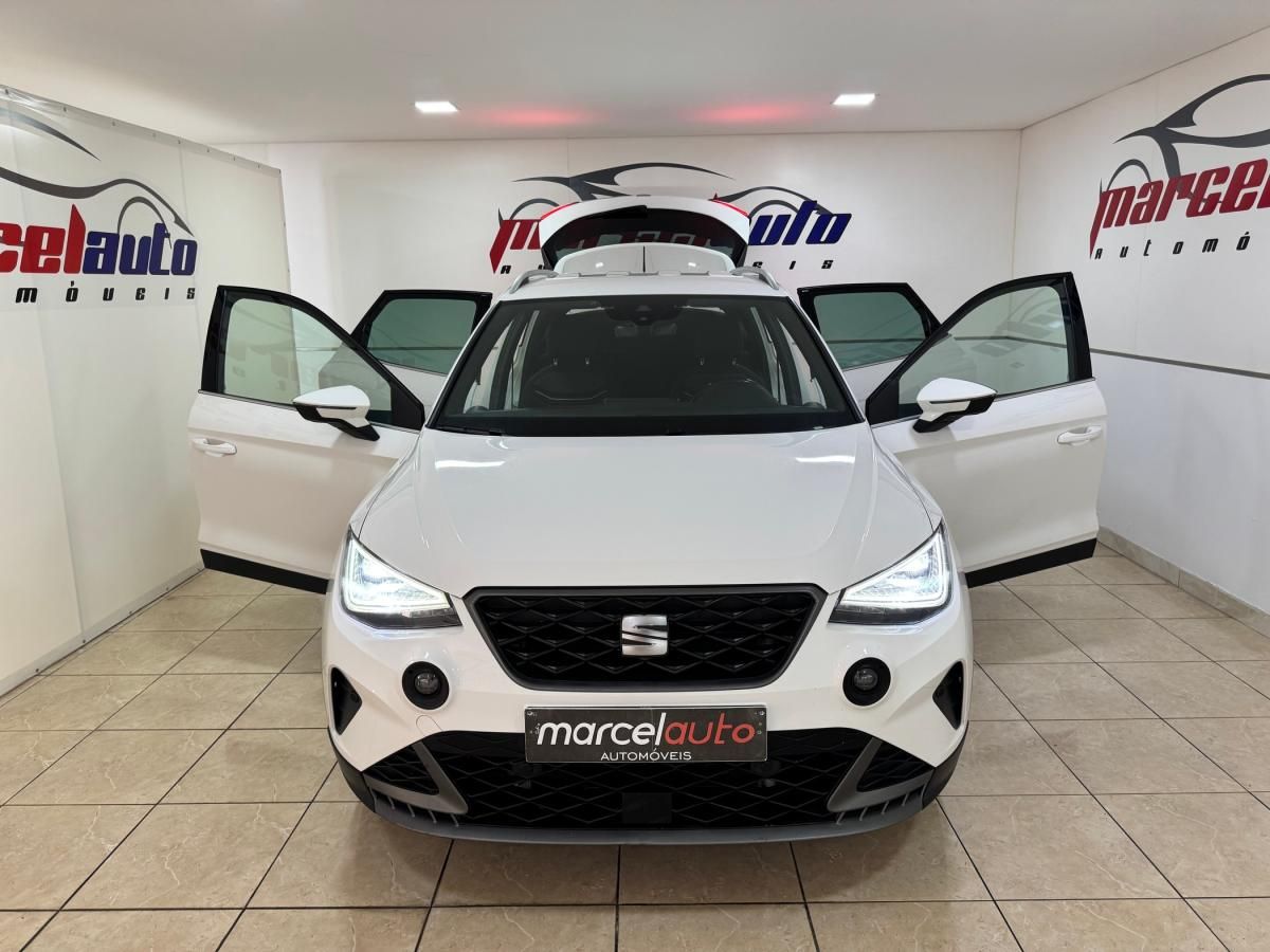 seat-arona-2023-gasolina-999cc