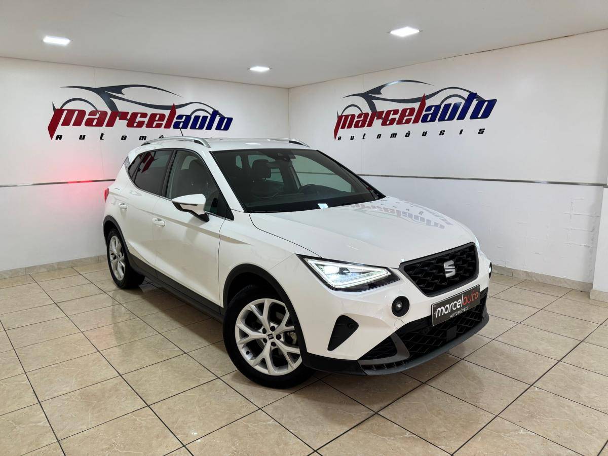 seat-arona-2023-gasolina-999cc